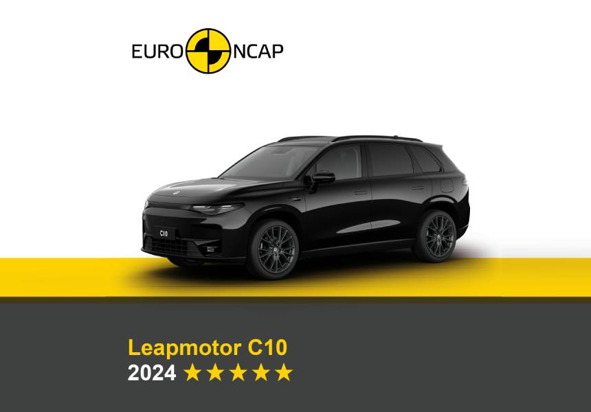 Awarded Euro NCAP and ANCAP 5-star rating. Thanks to its 12 sensors and advanced driver assistance systems, for a safe and stress-free driving experience